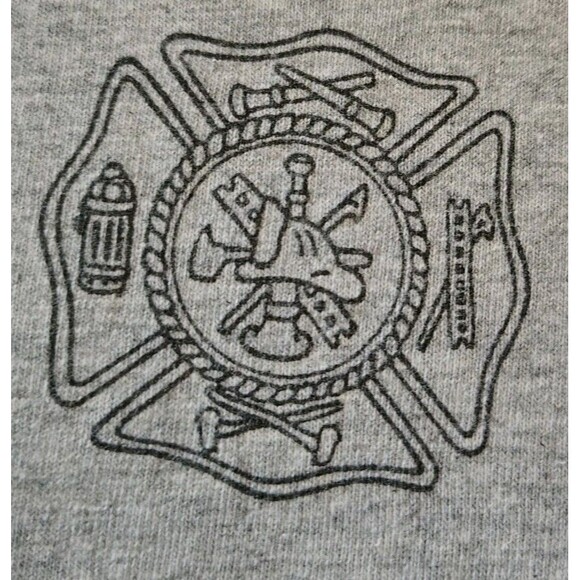 Vintage T Shirt Size L Fire Fighters Lifting Flag September 13 2001 Metro... - Picture 3 of 10